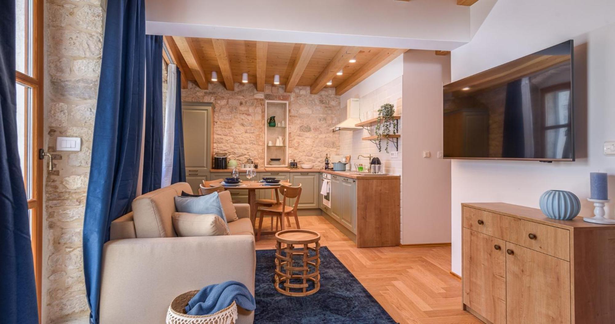 Oleander Center Trogir