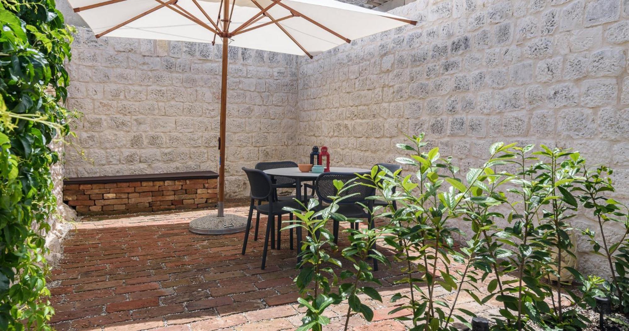 Apartment Oleander Center Trogir